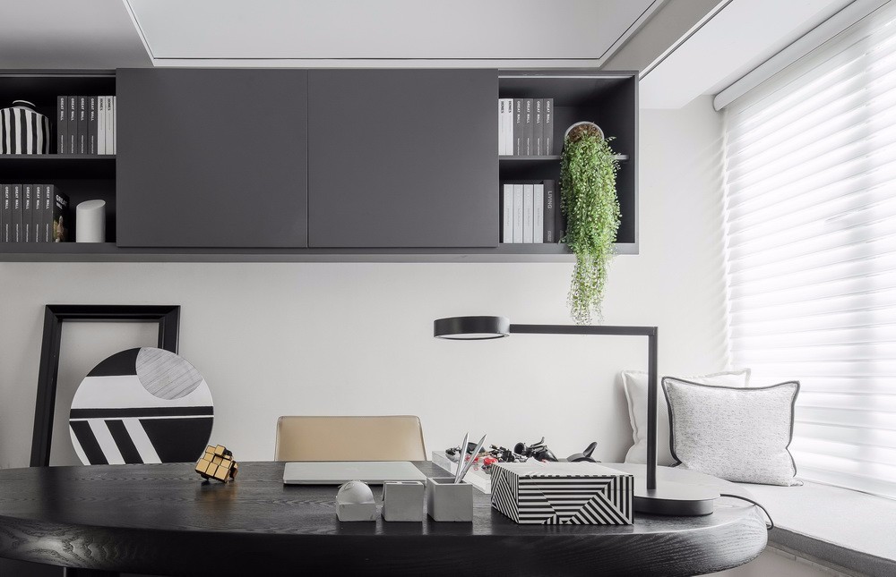 现代简约风格室内家装案例效果图-书桌 现代简约风格室内家装案例效果图-书桌